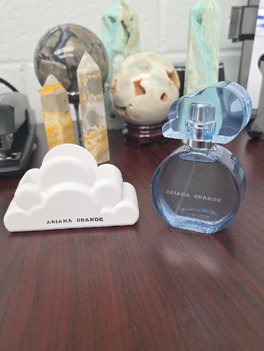 Ariana Grande Blue Cloud-Shaped Perfume Bottle - Picture 2 of 2